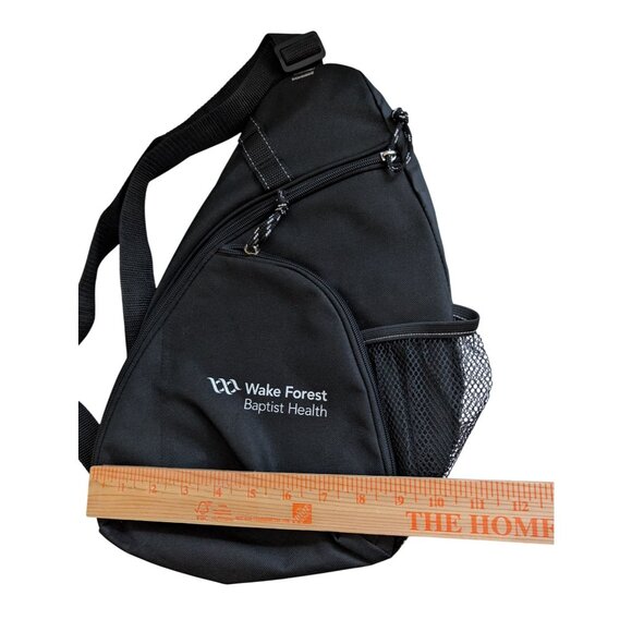 Wake Forest Baptist Health Black Sling Backpack Adjustable Strap Bottle Pocket - Picture 6 of 7